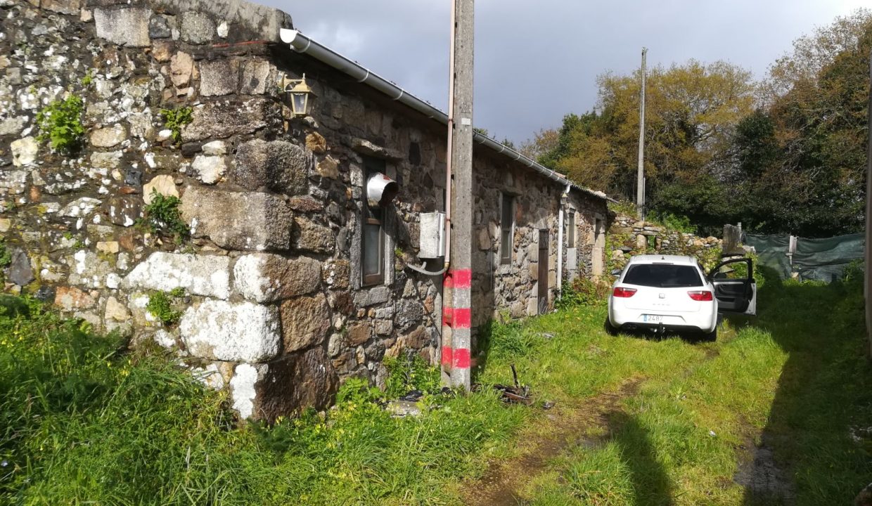 CASA CON TERRENO PUEBLA DEL CARAMIÑAL (3)
