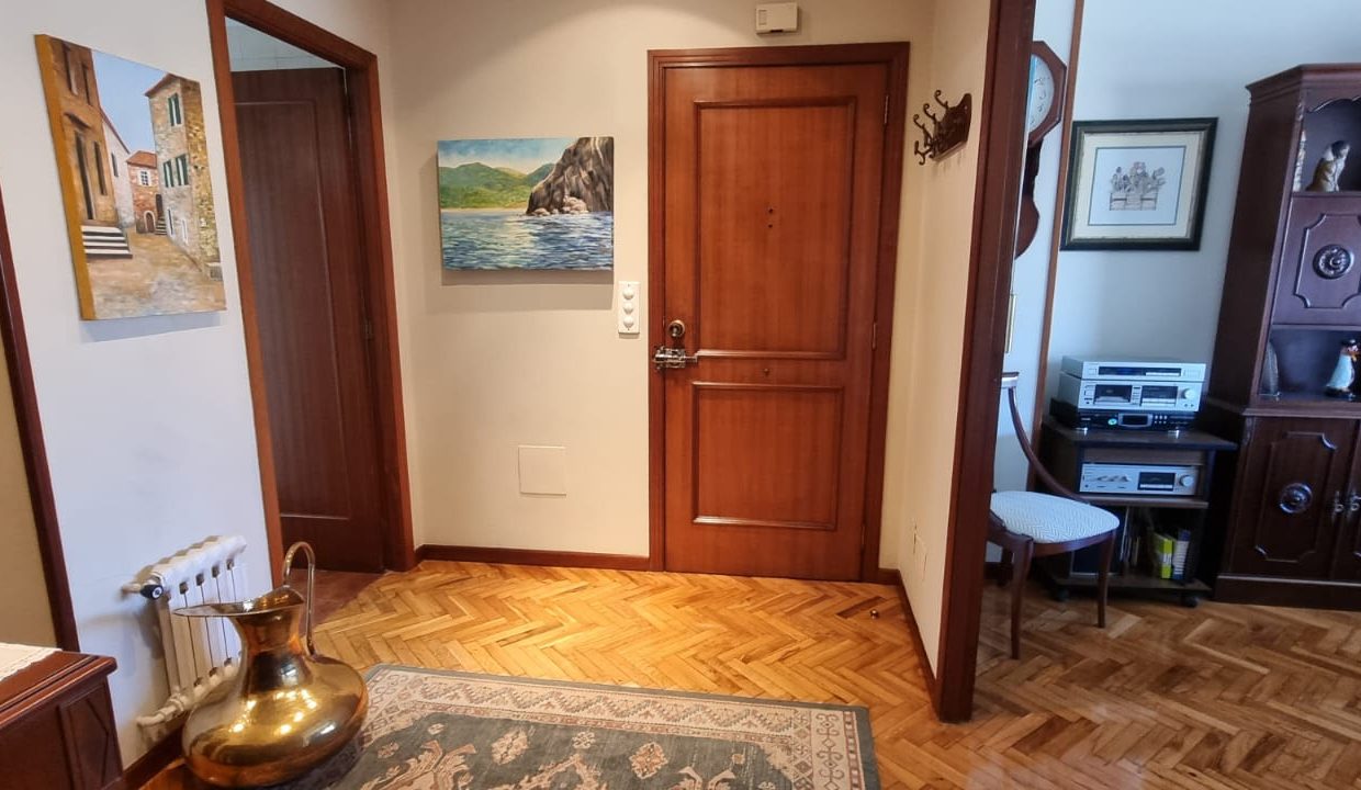 Recibidor – Avenida de la Marina – Vilagarcía