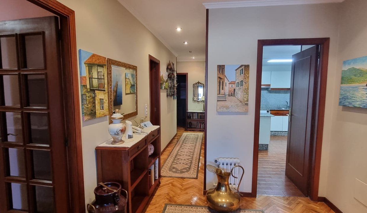 Pasillo – Avenida de la Marina – Vilagarcía