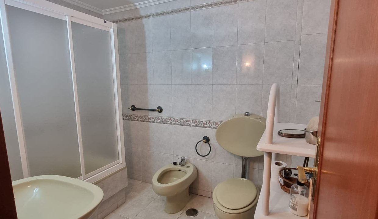 Segundo baño – Avenida de la Marina – Vilagarcía