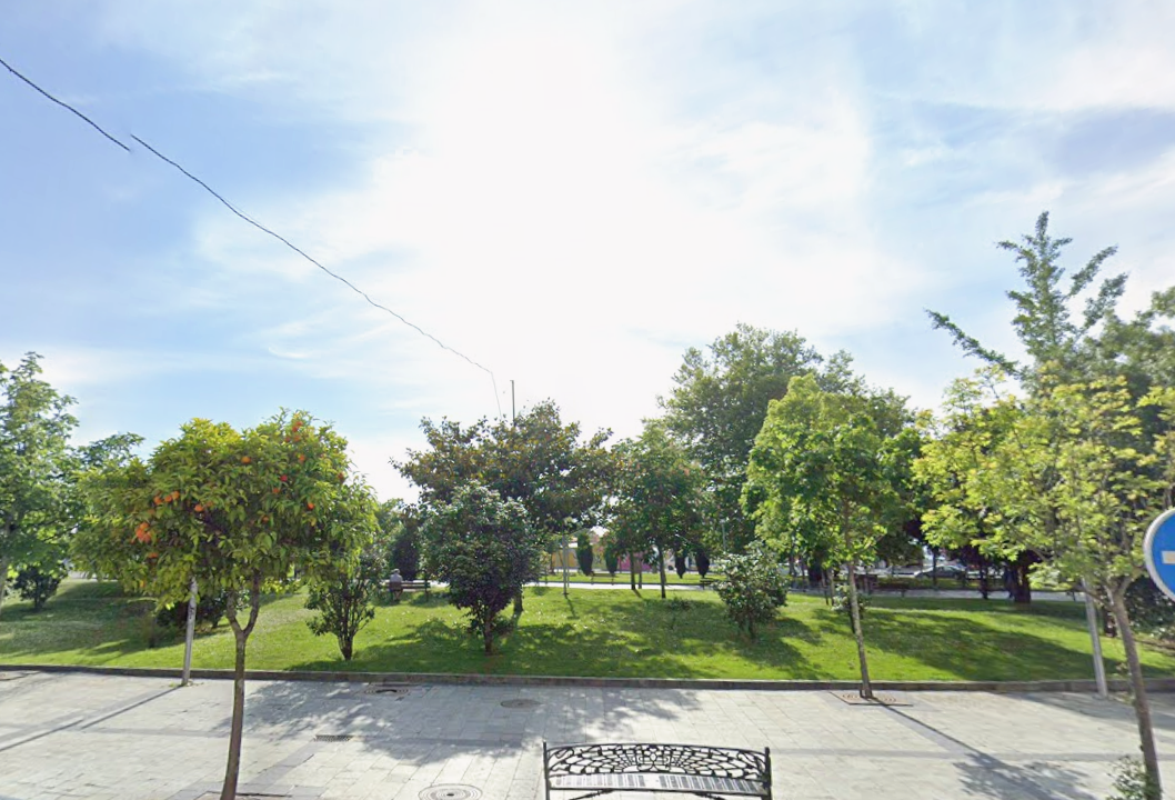 Zona ajardinada y mar – Avenida de la Marina – Vilagarcía