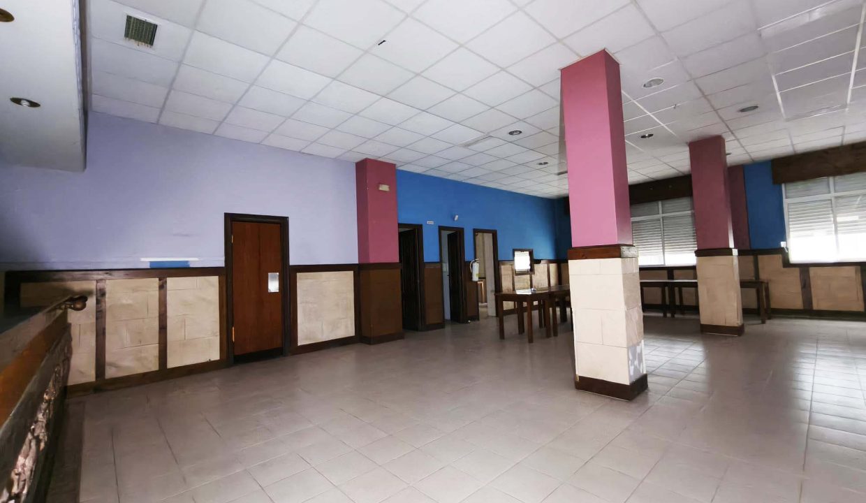 BAJO COMERCIAL EN RIBEIRA (12)