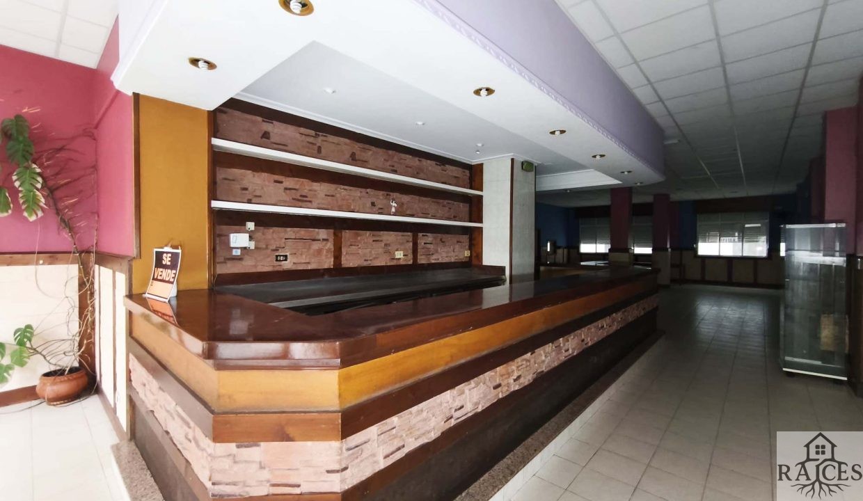 Local en entorno urbano