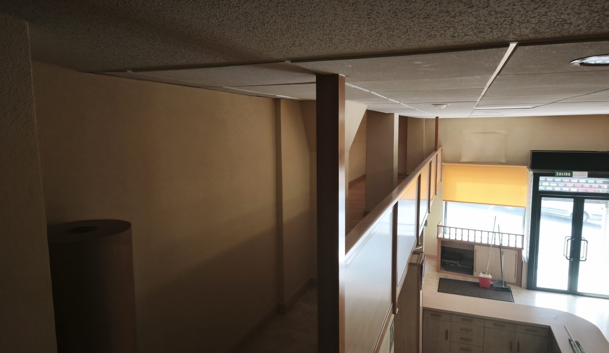 Local en Rianxo con acceso cómodo