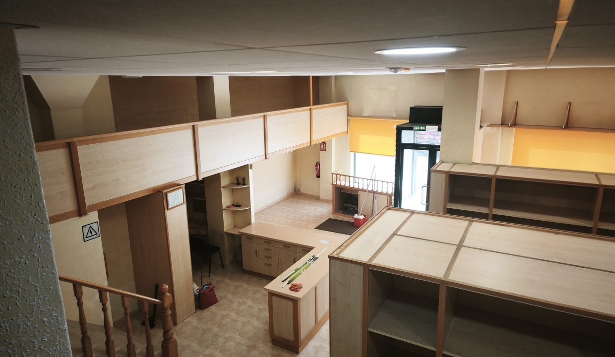 Bajo en Rianxo con gran potencial