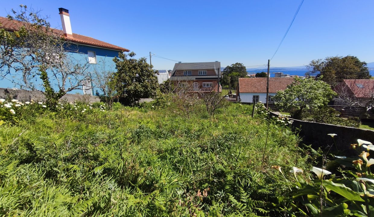 Casa para reformar con terreno cerca de la costa