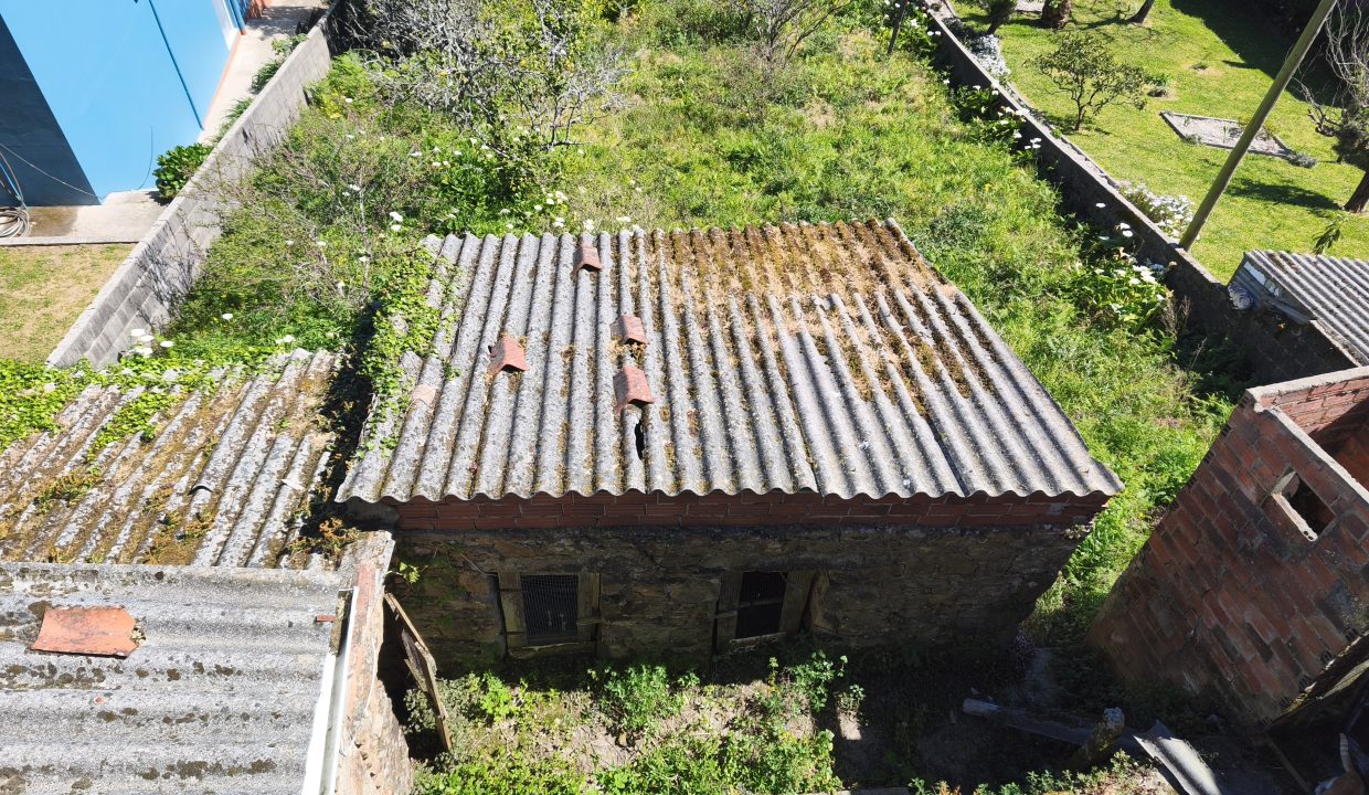 Vivienda con terreno y posibilidad de piscina