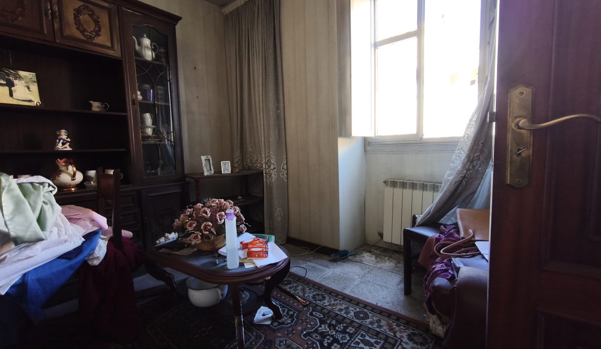 Casa con terreno amplio cerca de la playa en Ribeira