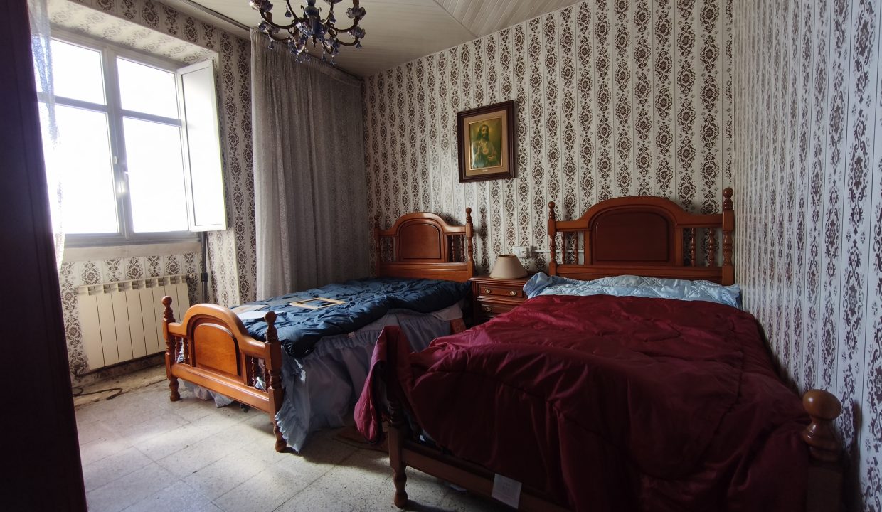 Vivienda con terreno ideal para piscina y barbacoa