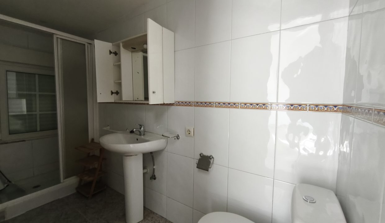 Casa unifamiliar disponible en Aguiño
