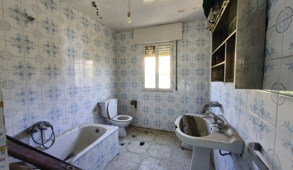Casa con terreno para proyecto de reforma