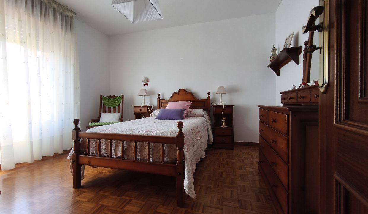 Casa en venta en Ribeira