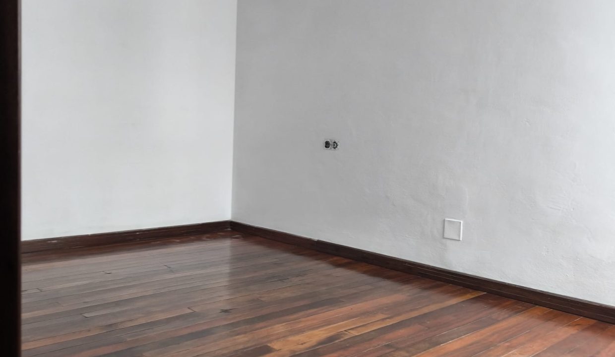 Piso céntrico cerca del puerto de Ribeira