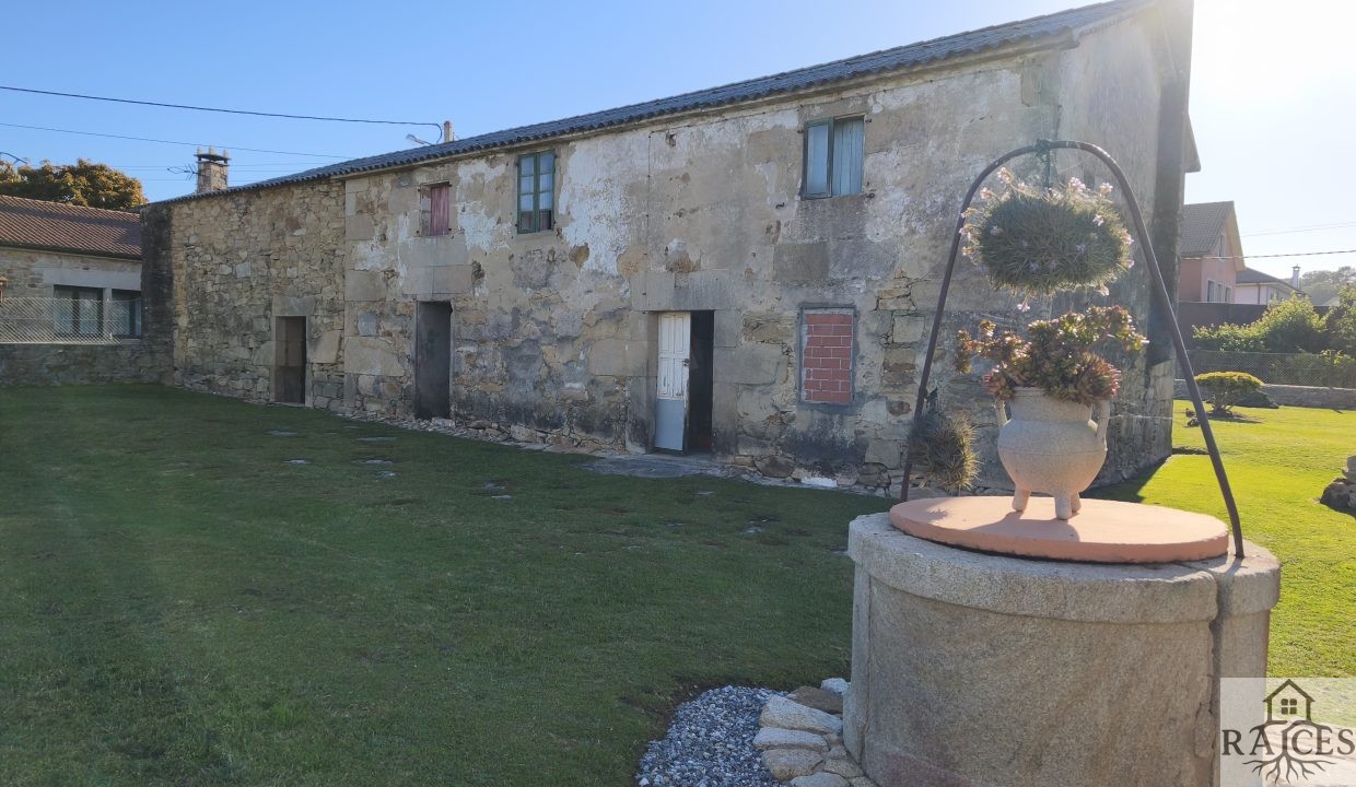 Casa en venta cerca de la playa de A Torre