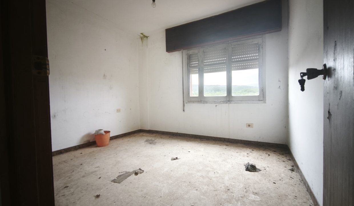 Habitación exterior con ventana